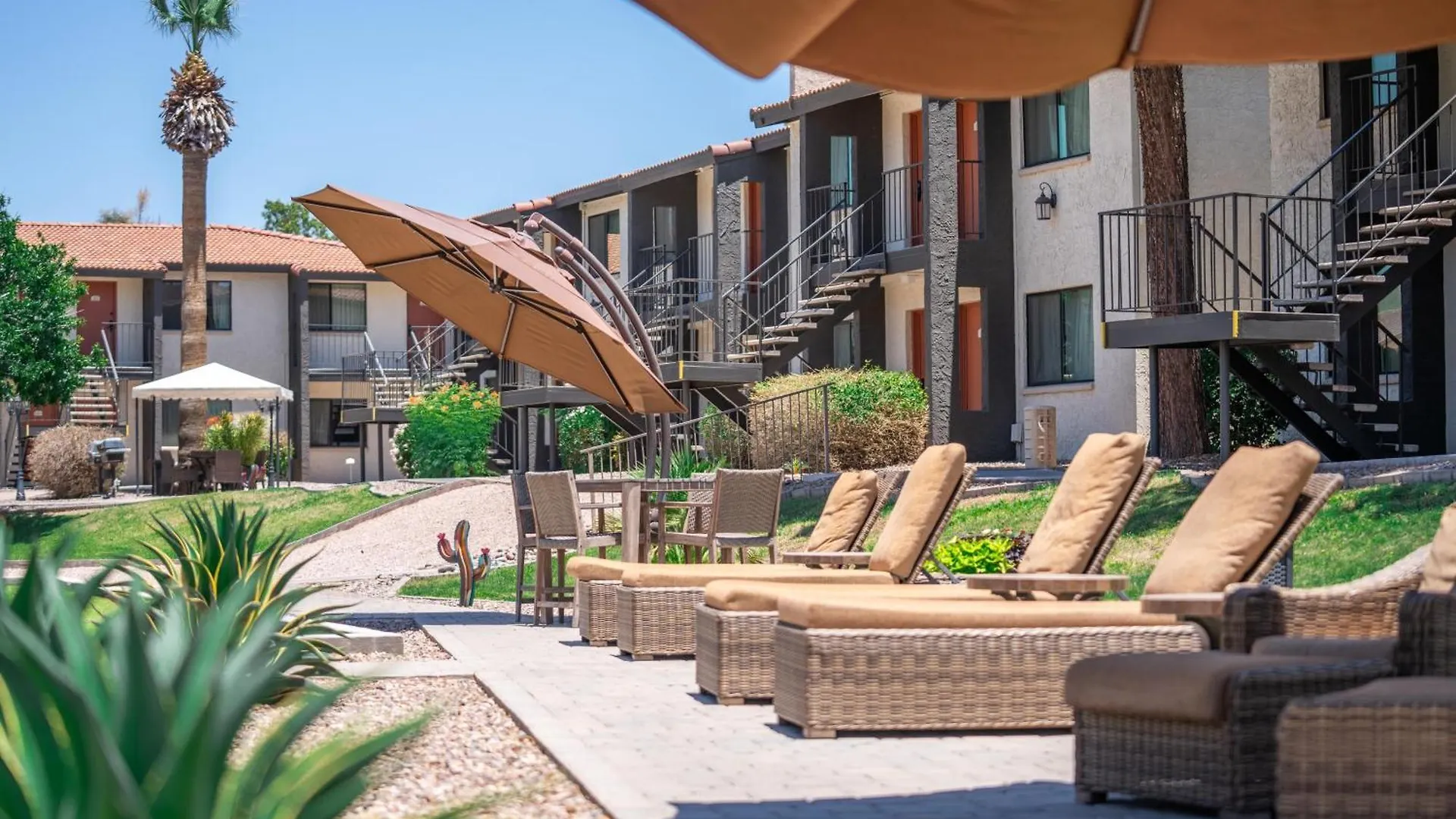 116 Fully Furnished 1Br Suite-Prime Location Scottsdale